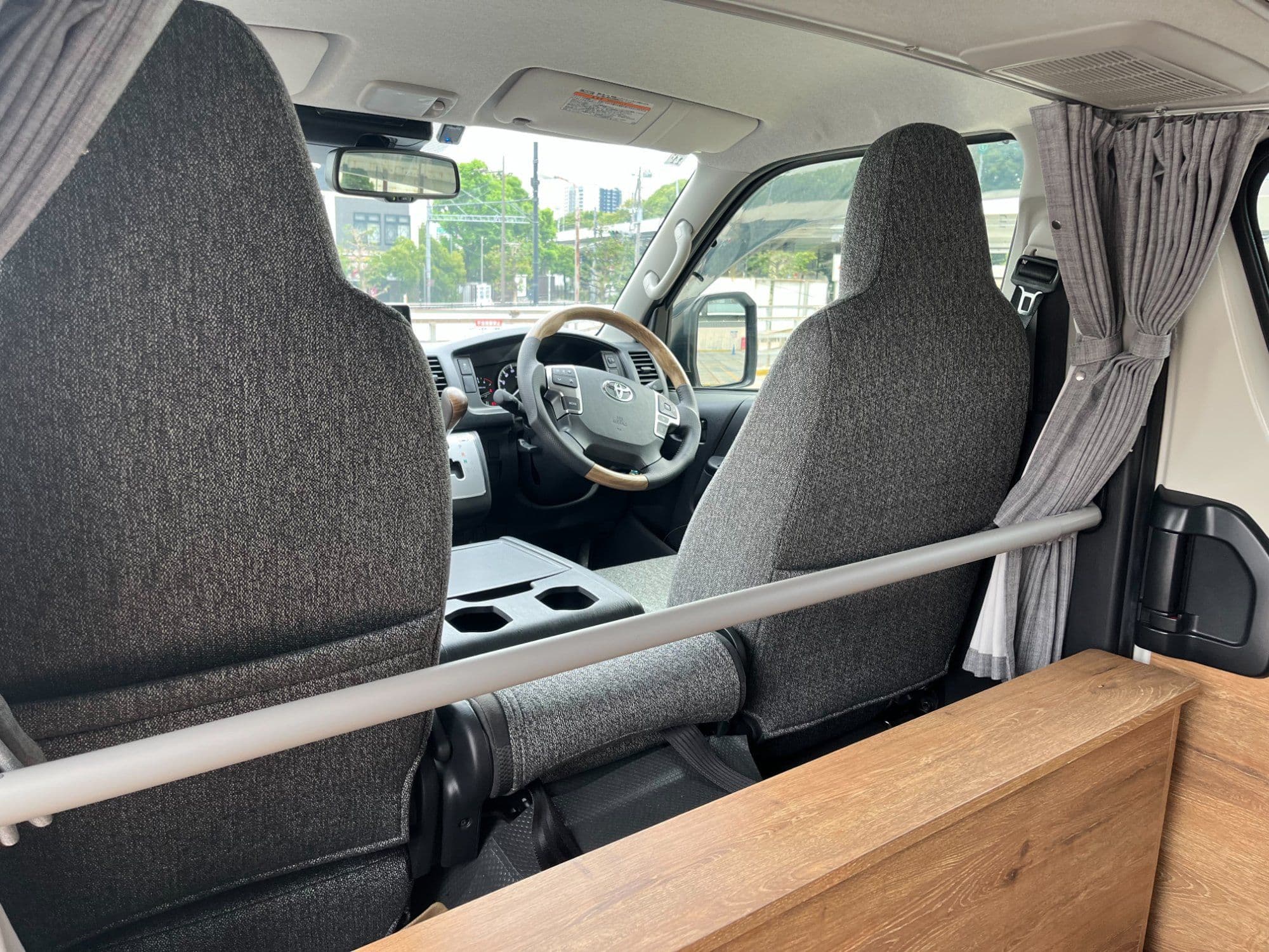 Car Image 11