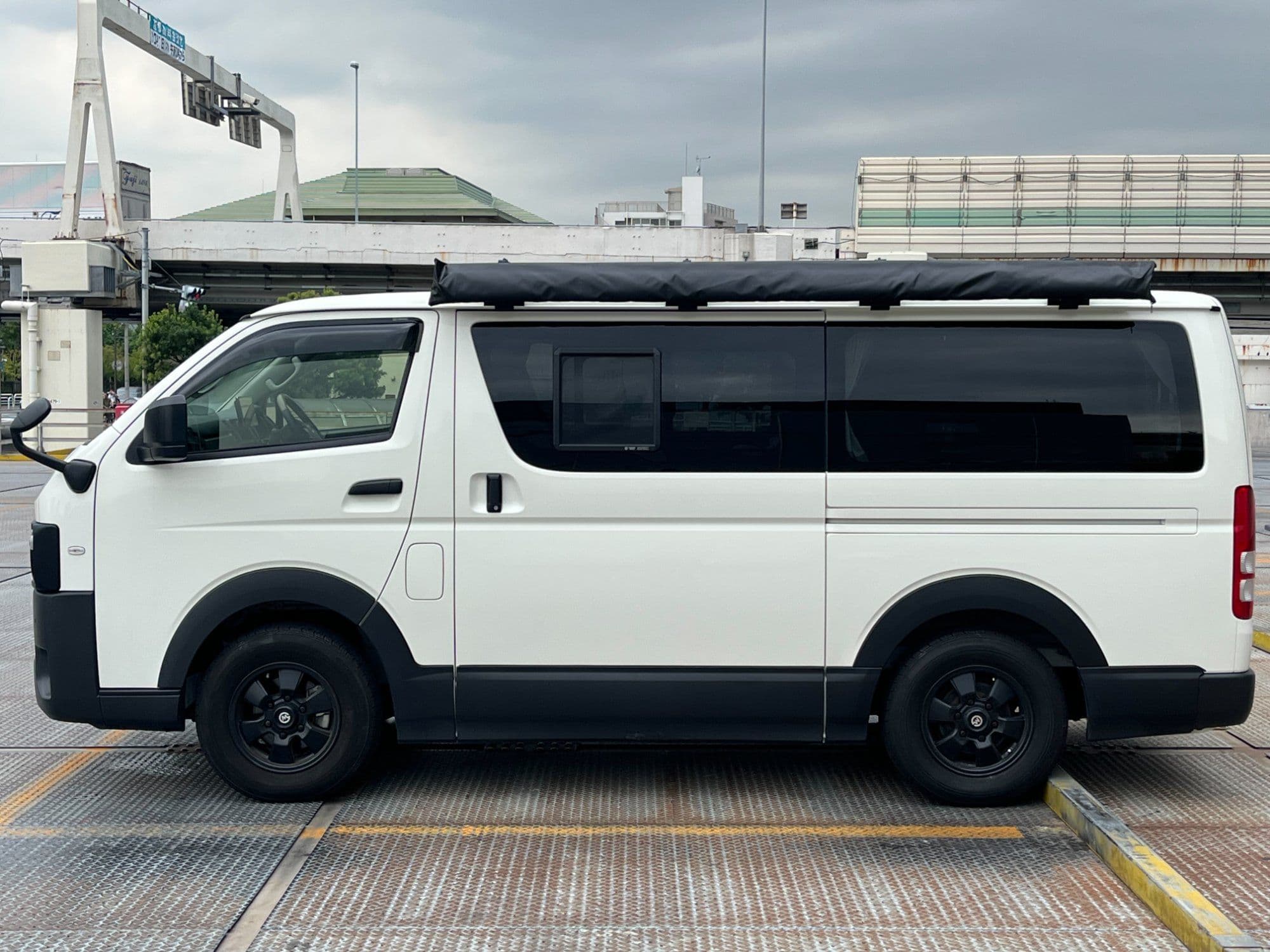 Car Image 3